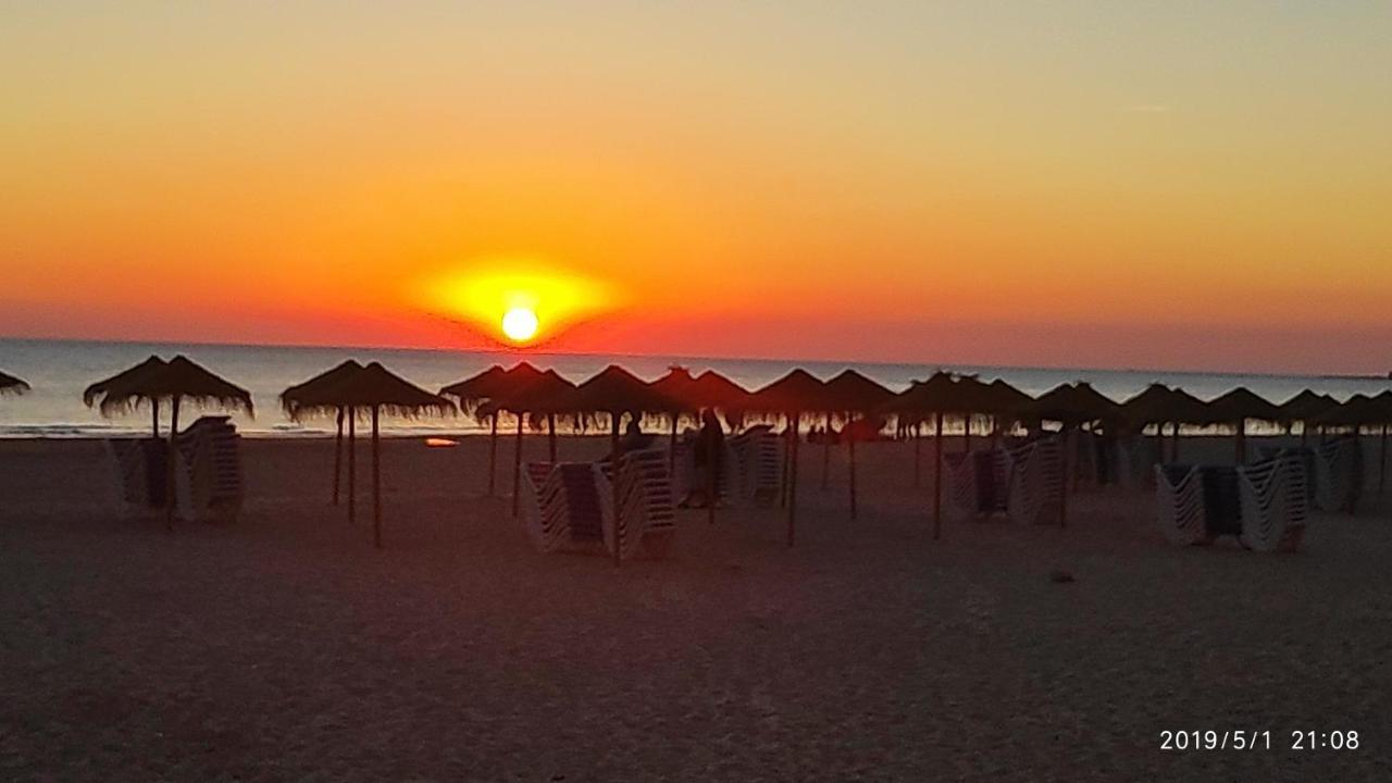 Loft 500 Metros De La Playa Leilighet Cádiz Eksteriør bilde